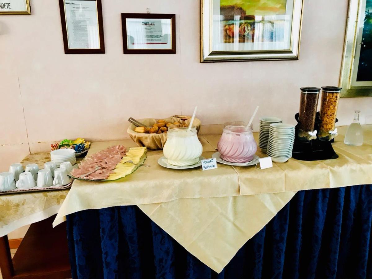 Hotel Joli Alba Adriatica Εξωτερικό φωτογραφία
