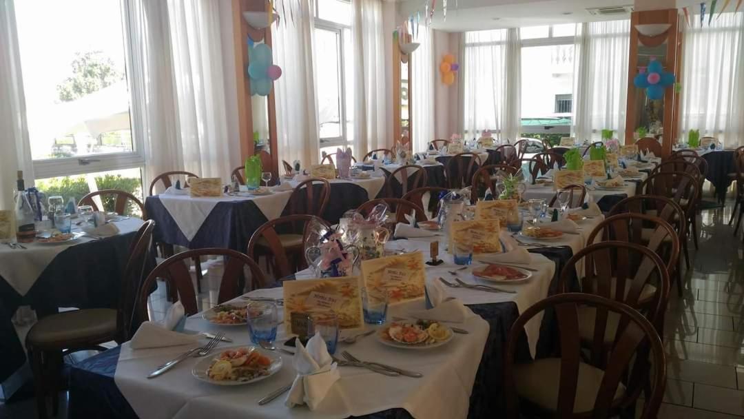 Hotel Joli Alba Adriatica Εξωτερικό φωτογραφία