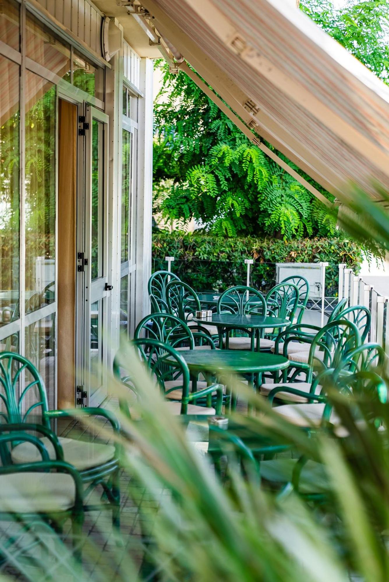Hotel Joli Alba Adriatica Εξωτερικό φωτογραφία